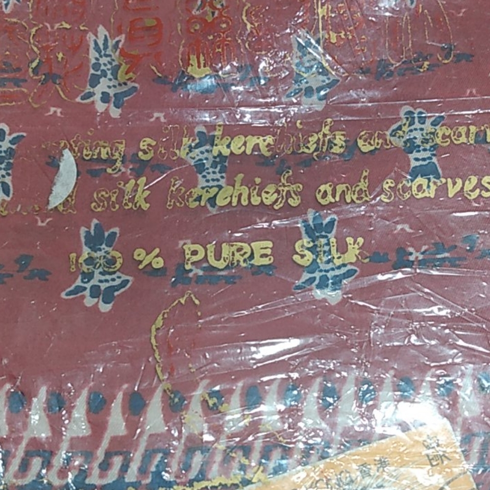 💯% Pure Silk Scarf - Picture 4 of 4